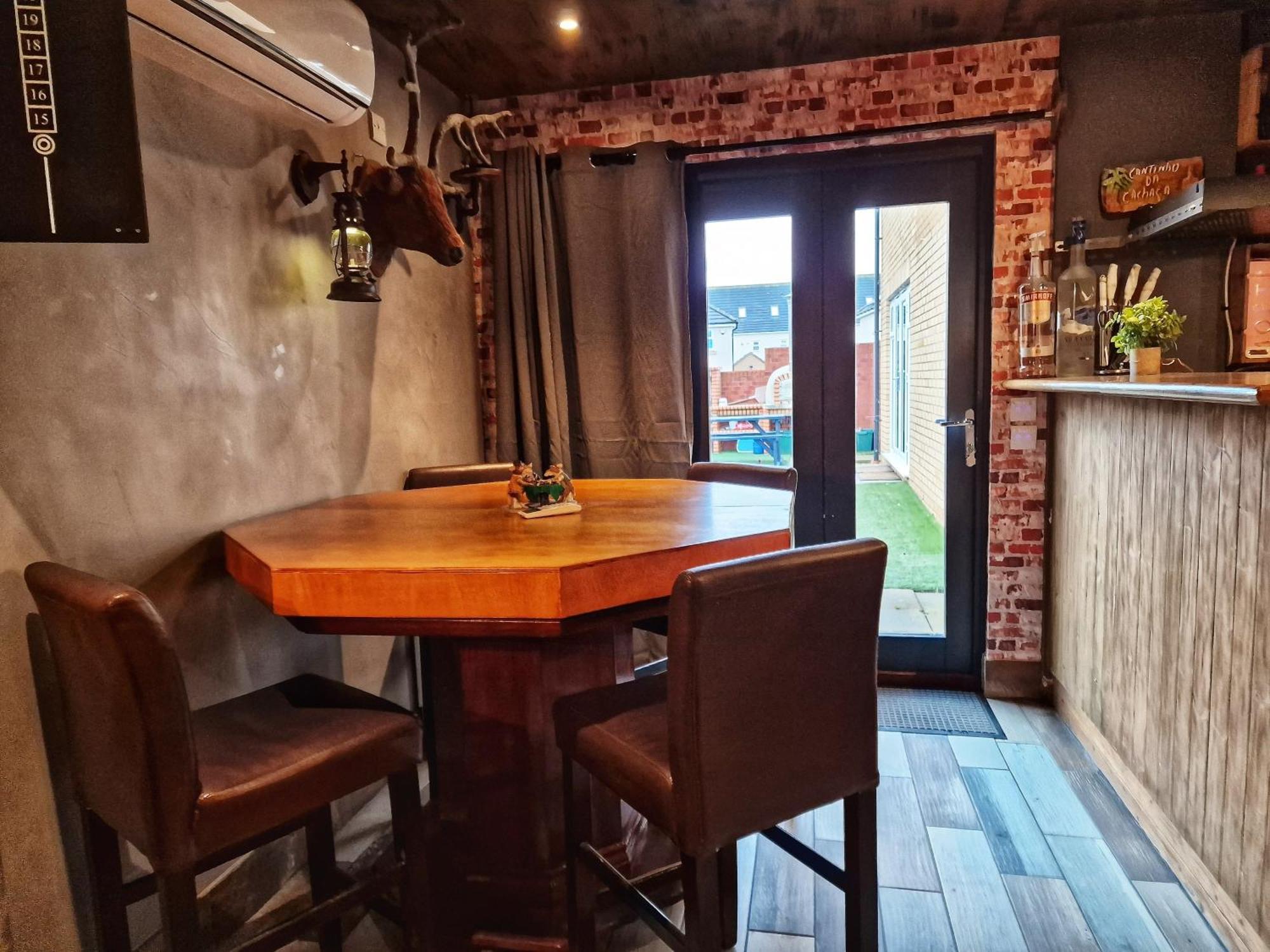 The Pub - Unique & Authentic Experience - Free Parking!, 5 Minutes From Airbus And The Mall Cribbs Bristol Zewnętrze zdjęcie
