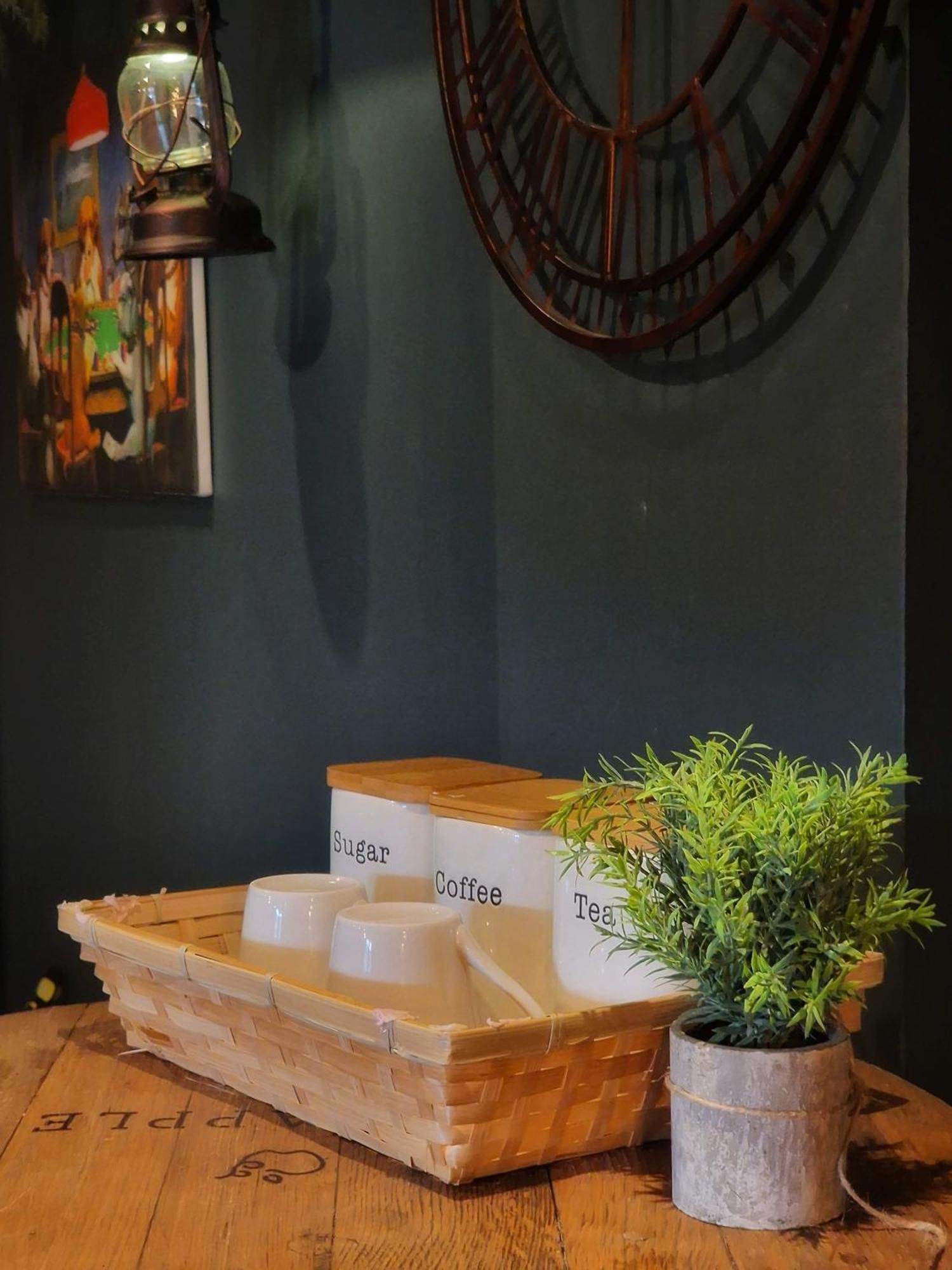 The Pub - Unique & Authentic Experience - Free Parking!, 5 Minutes From Airbus And The Mall Cribbs Bristol Zewnętrze zdjęcie