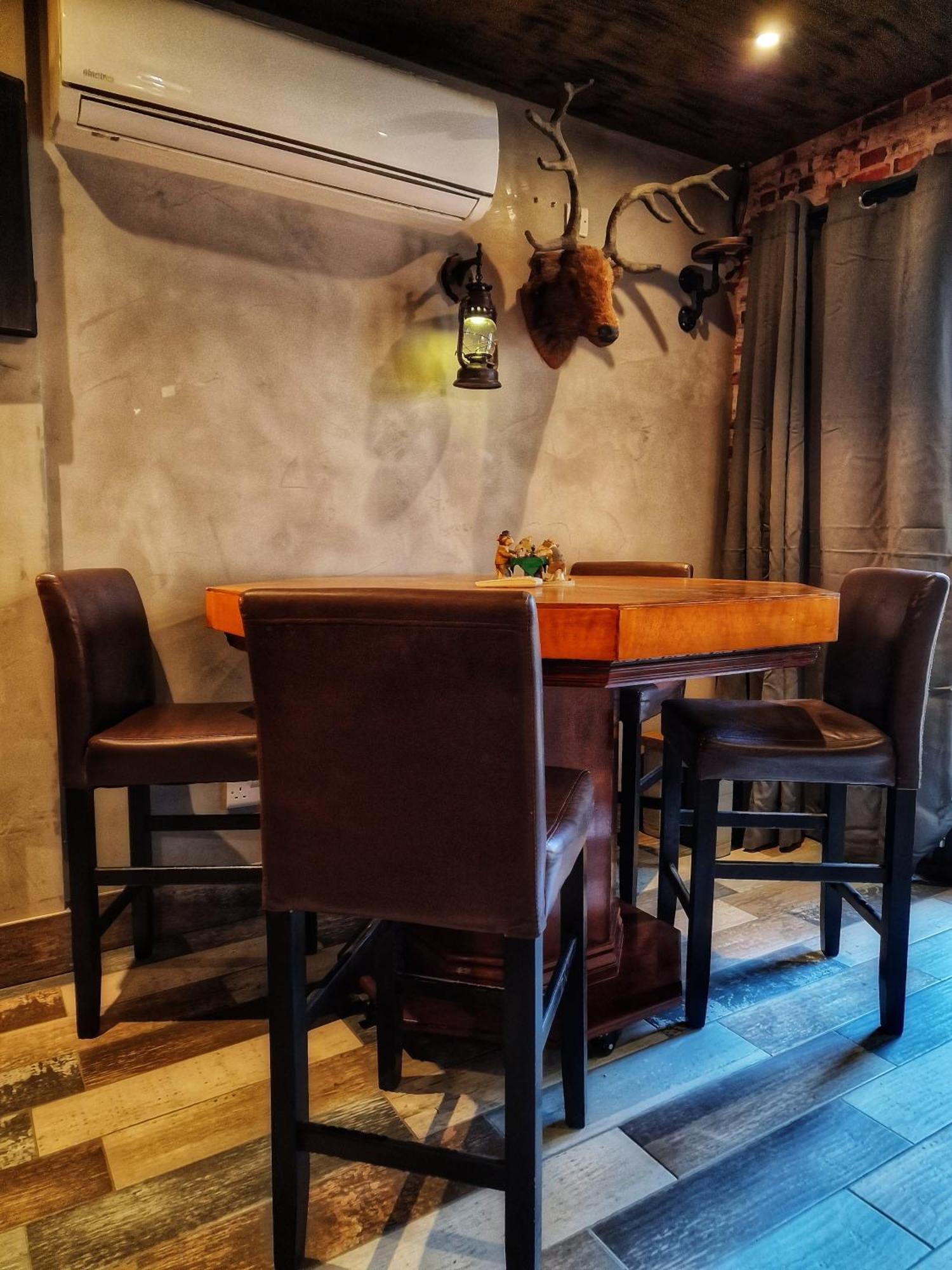 The Pub - Unique & Authentic Experience - Free Parking!, 5 Minutes From Airbus And The Mall Cribbs Bristol Zewnętrze zdjęcie