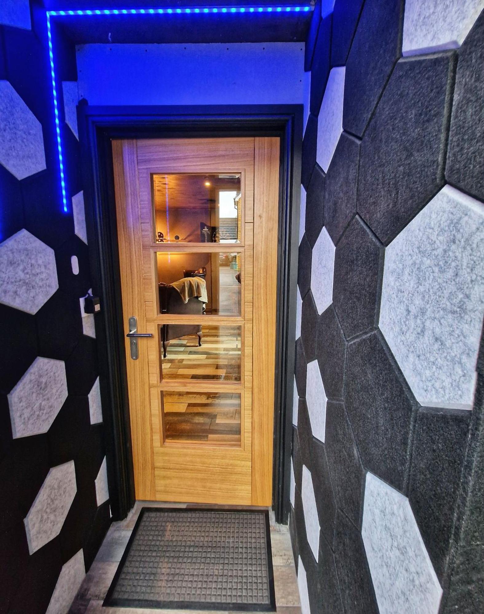 The Pub - Unique & Authentic Experience - Free Parking!, 5 Minutes From Airbus And The Mall Cribbs Bristol Zewnętrze zdjęcie